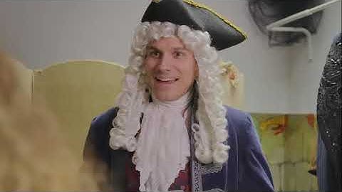 Roadmap B1 Unit 5 The costume boutique