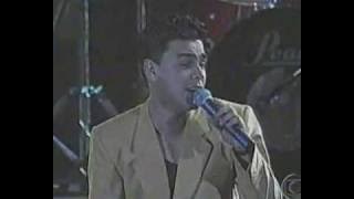 Zezé Di Camargo  Luciano   'Medo da Chuva'   Tributo a Raúl Seixas.wmv