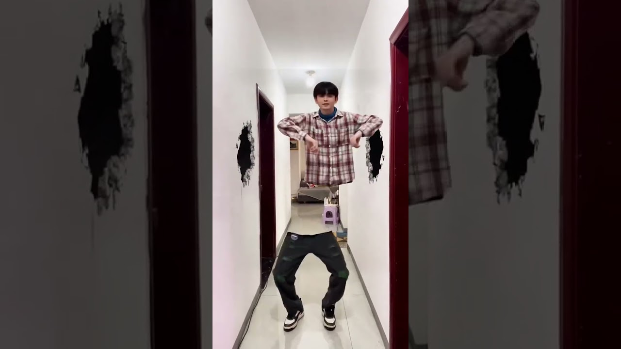 The bird shakes the woodpecker