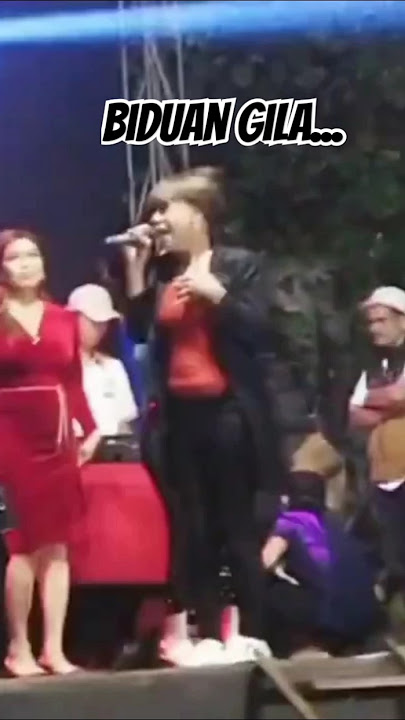 #dangdutviral #penyanyiviral BIDUAN SETREZZ GEGERKAN PANGGUNG HAJATAN !!