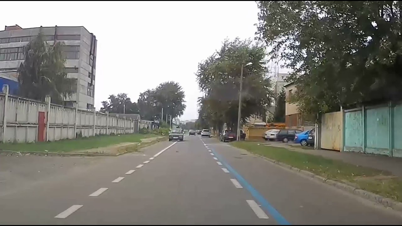 зустрічними смугами