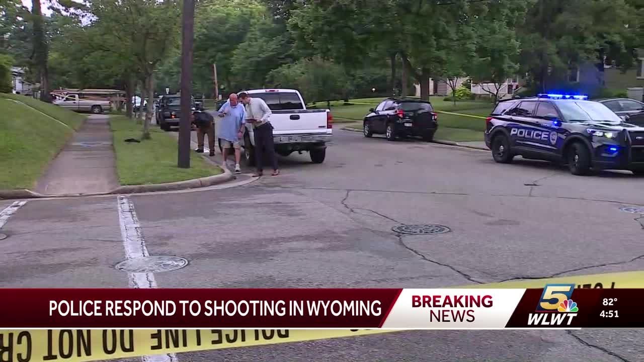 Police respond to shooting in Wyoming - YouTube
