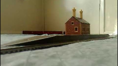 Hornby/triang class 37 r751 diesel