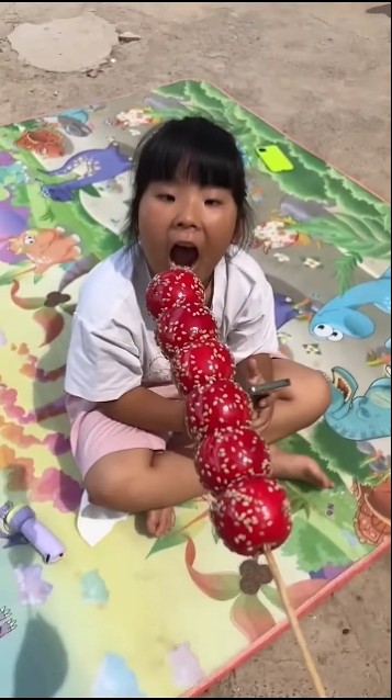 幸福快乐的一家人