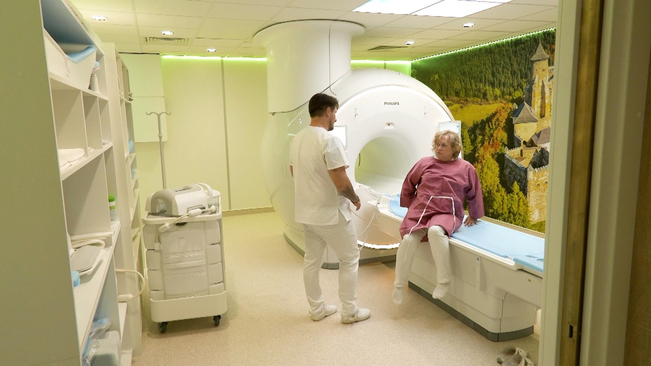 VIDEO Koniec cestovaniu: Pozrite si momentky z otvorenia magnetickej rezonancie
