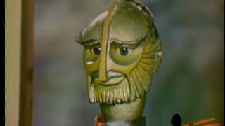 MST3K K01- Invaders from the Deep