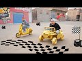 لما اخوك الصغير يلعب سباق بالعربيه الدهب مع صحبه بالاسكوتر عمر نصر