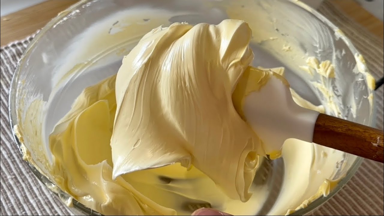 Butter Cream Icing/ glossy professional buttercream/ with secret ...