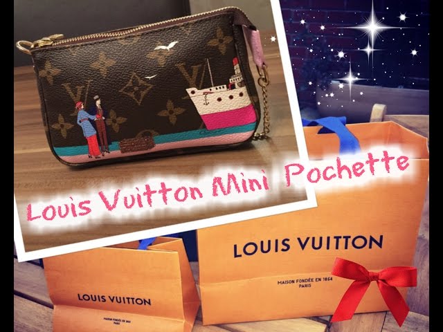 Louis Vuitton Monogram Canvas 2019 Christmas Animation Double Zip Pochette  Bag Louis Vuitton | The Luxury Closet