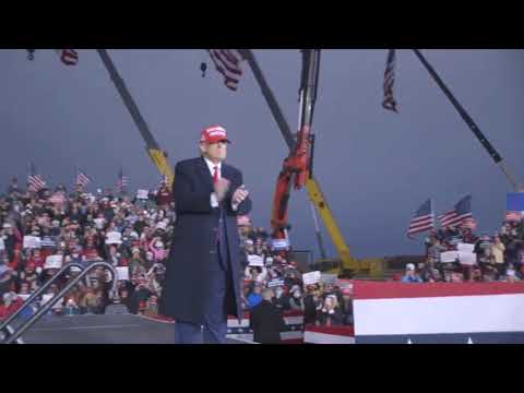 Trump'ın Seçim Dönemi Boyunca Yaptığı Danslar🙂