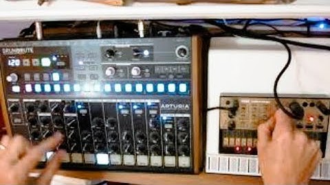 Arturia DrumBrute midi playing Korg Volca Keys | TECHNO jam #20