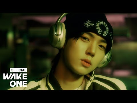 ZEROBASEONE (제로베이스원) &#039;CRUSH (가시)&#039; MV