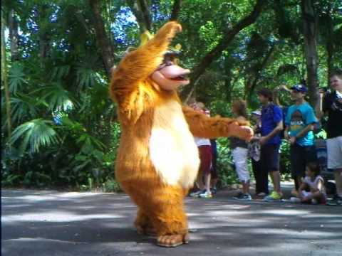 King Louie & Baloo in Mickey's Jammin' Jungle Para...