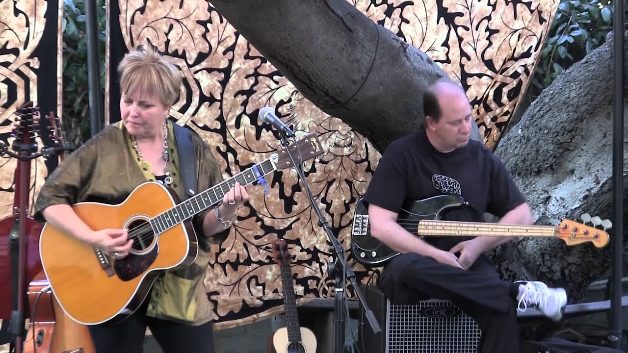 Watch Lindsay Tomasic & Friends - Big World - Sep 29, 2012 Full Moon Saturdays at Stonywood (S2t07) on YouTube Watch Lindsay Tomasic & Friends - Big World - Sep 29, 2012 Full Moon Saturdays at Stonywood (S2t07) on YouTube