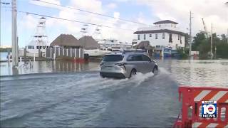 Hollywood offers garage parking to residents ahead of another round of king tides