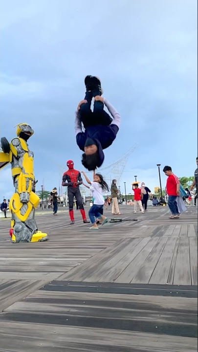 Ditantang Salto Ditempat Umum? Siapa Takut🔥