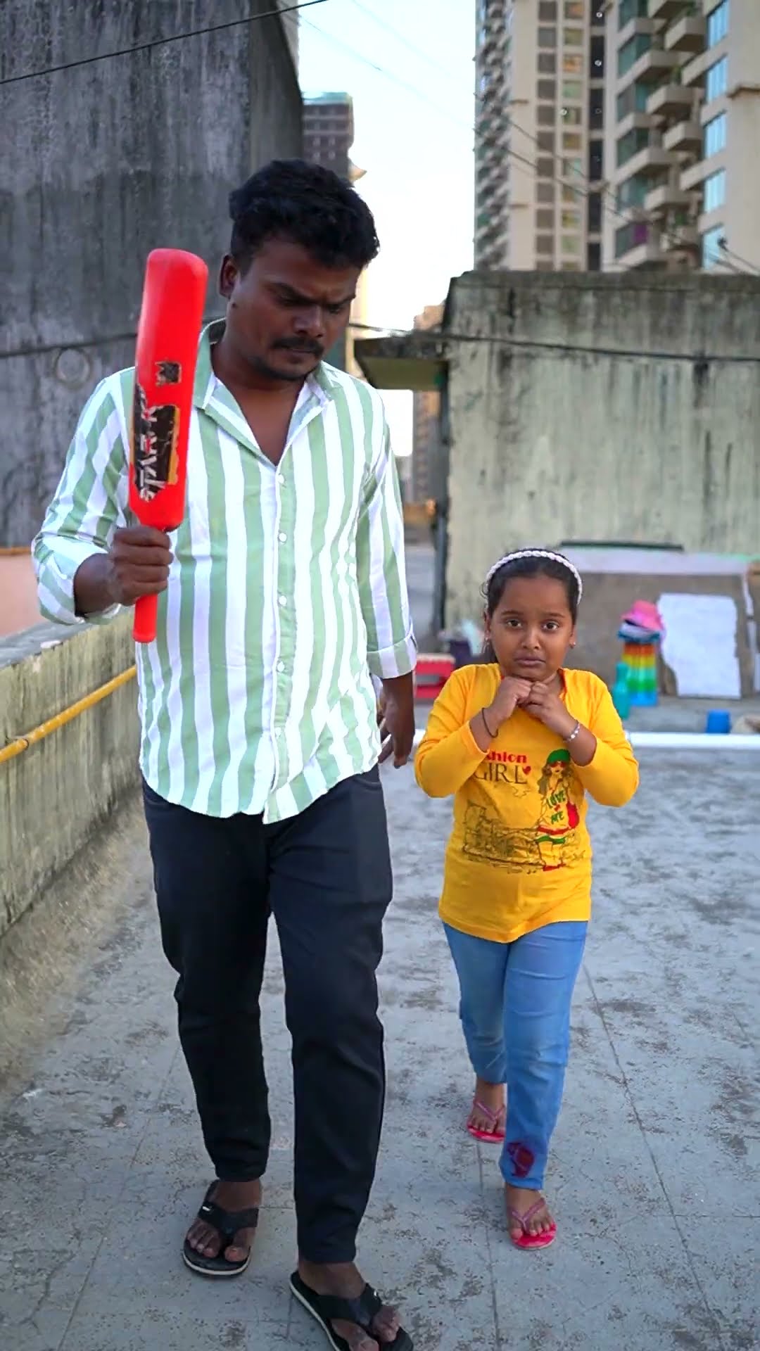 Papa Dog se kyu dar gaye ??  #shorts #funnyvideo #funnyshorts