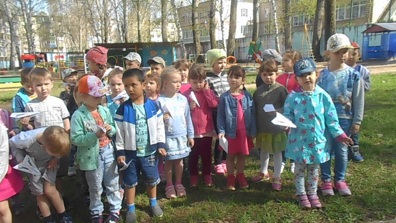 Гбоу сош жигулевск. Детский сад Ягодка Жигулевск. Детский сад 9 Петряевка. Садик Жемчужинка Жигулевск. ГБОУ СОШ номер 10 Жигулевск.