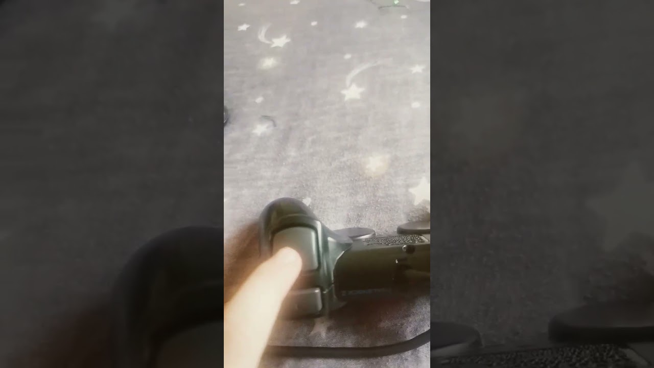 pressing the l1 button on a ps2 controller