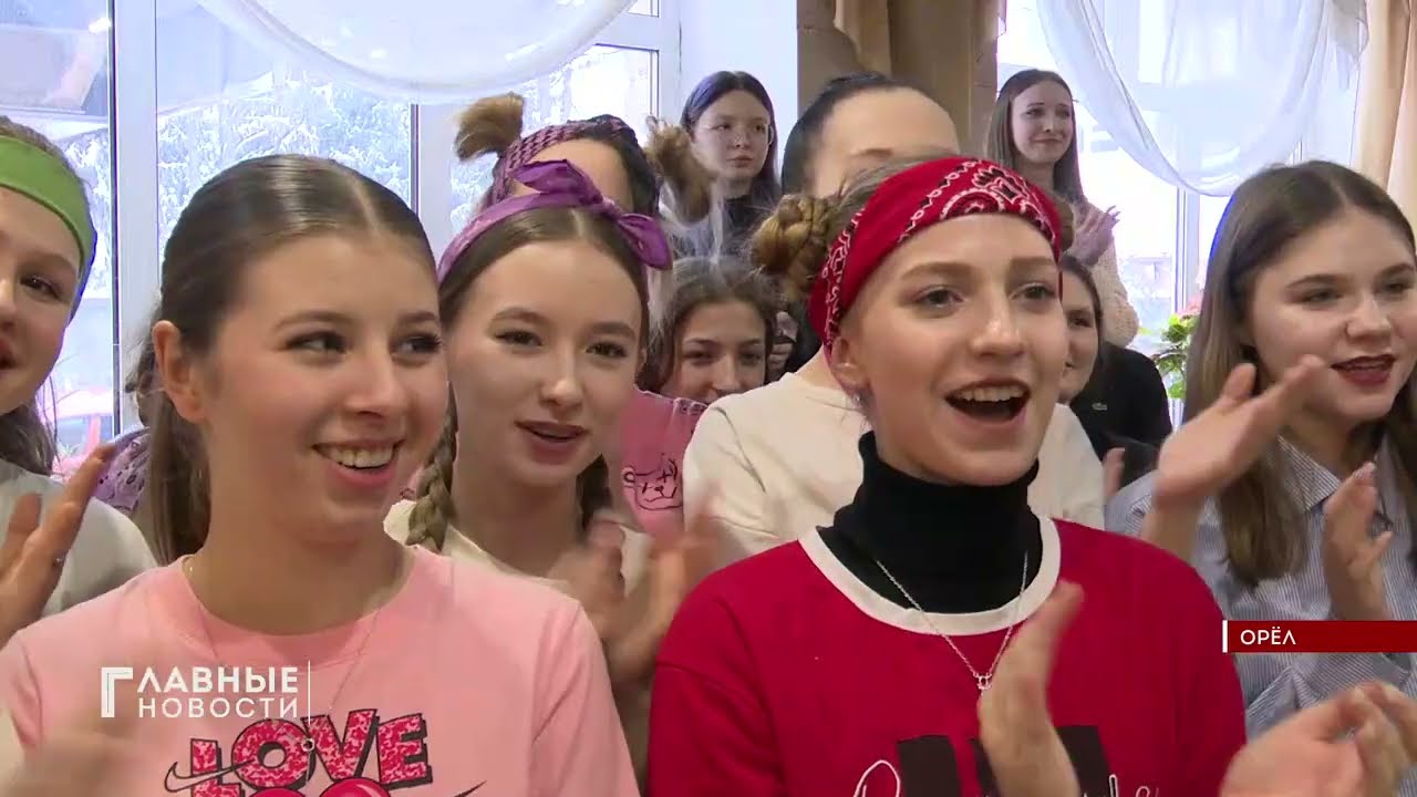 "Спортивную ночь" провели студенты на центральном катке Орла!