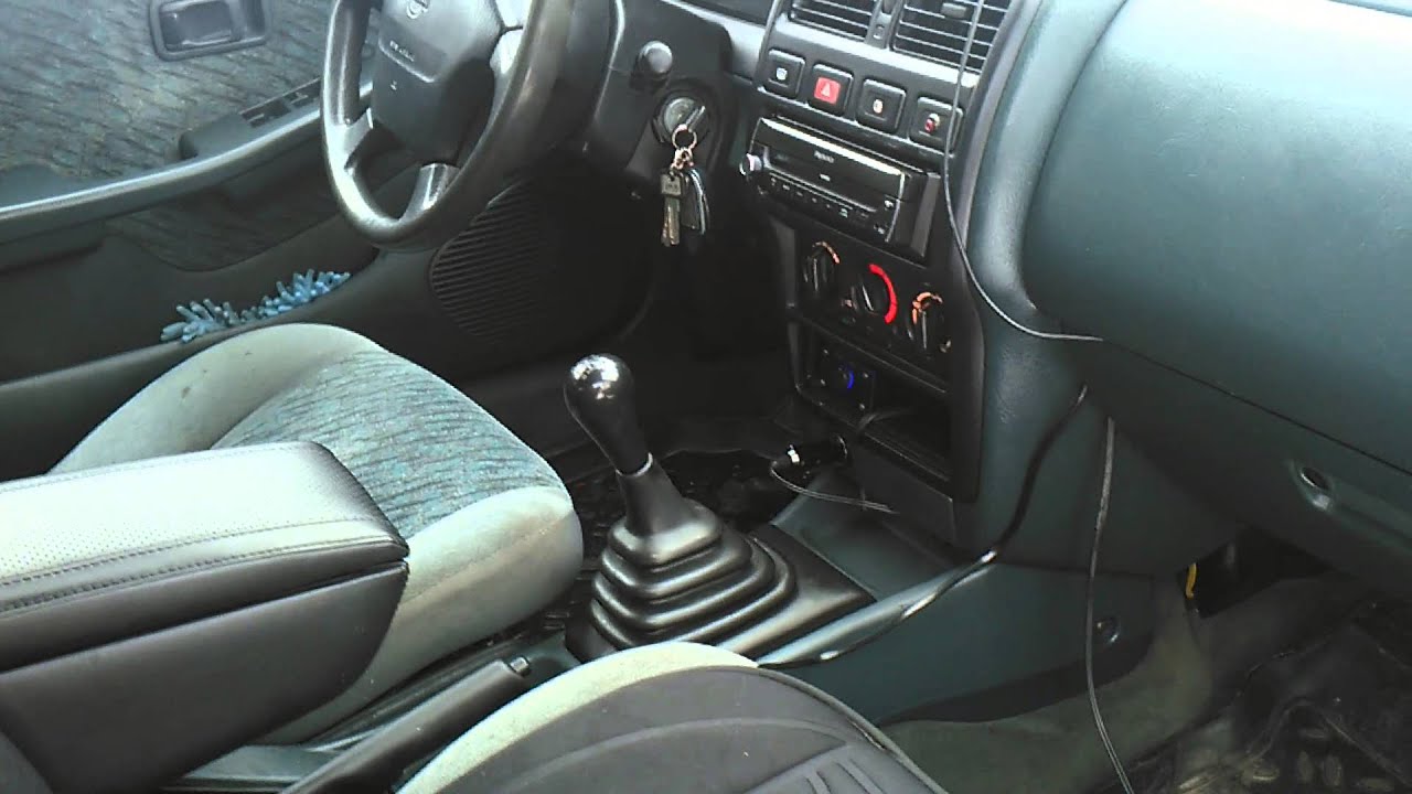 Чехлы nissan almera n15
