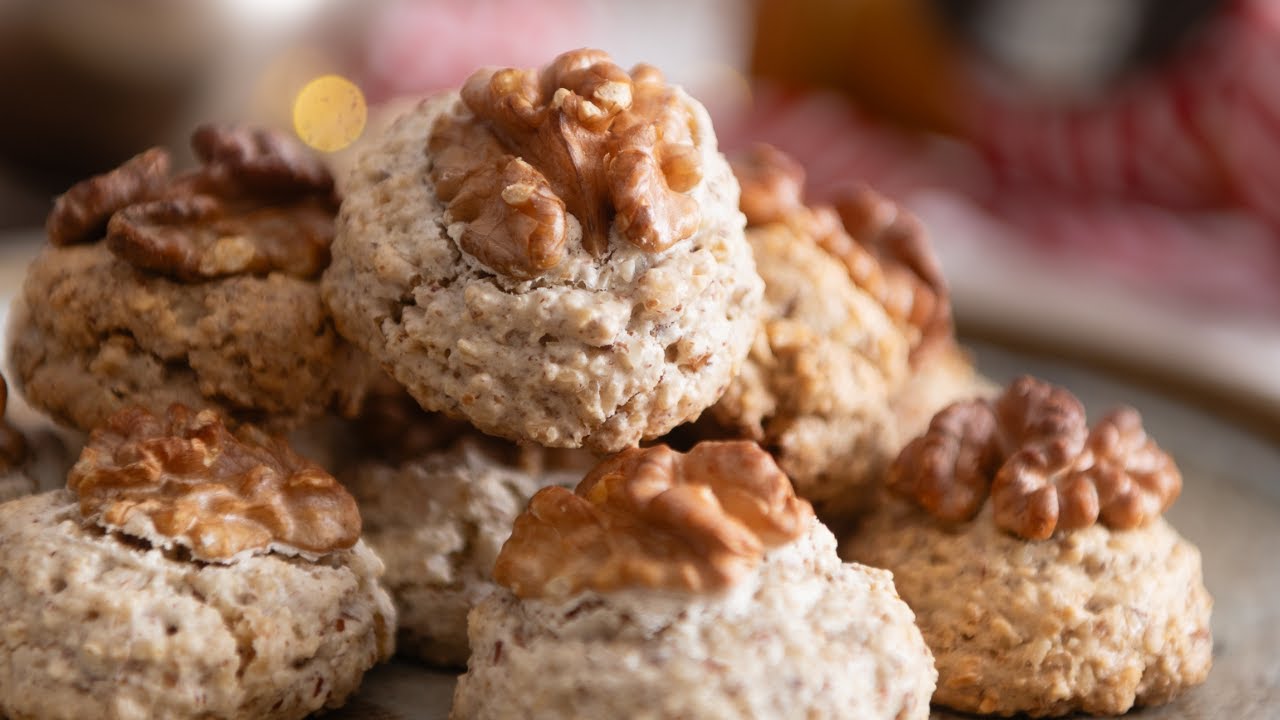 Omas Walnussmakronen Rezept - YouTube