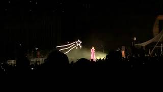 "Perfect Places" by Lorde (Live at Riverstage, Brisbane)