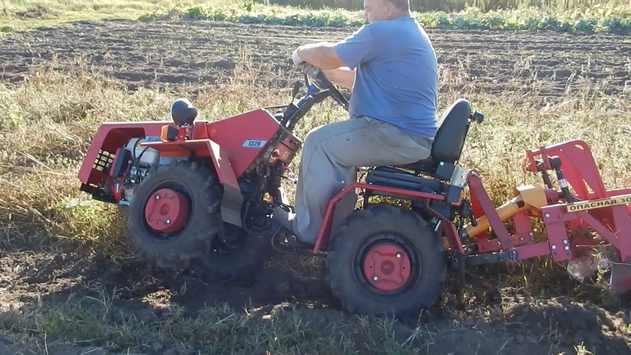 Минитрактор саз беларус 132h. Посадка картофеля минитрактором мтз 132н. "мини-трактор ""беларус""-132мт. Мтз 082 минитрактор характеристики. Вспашка земли трактором мтз 132н.