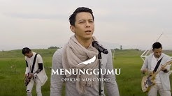 NOAH - Menunggumu (Official Music Video)  - Durasi: 3:47. 