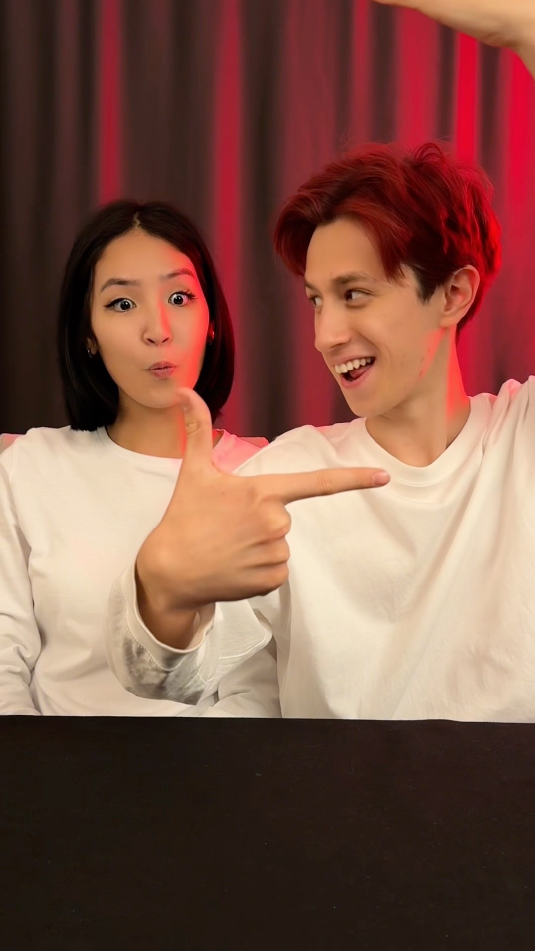 Easy Finger Trick ? @karina-kola