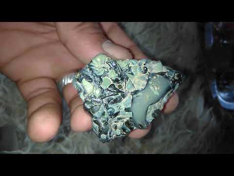 جوجد حجر النيزك في مصر للبيع ورقم الجوال 01006534403