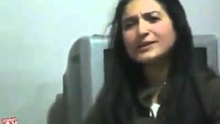 Niye Böyle Dargın Bakarsın...