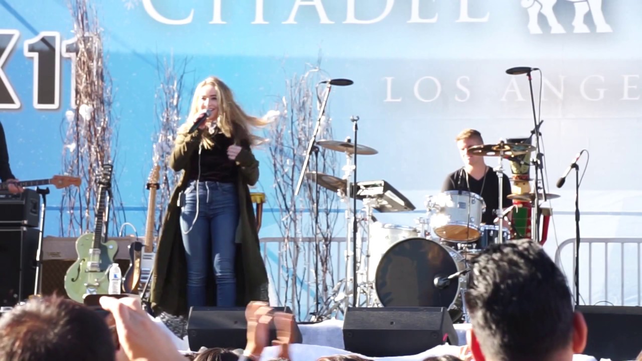 christmas all year round sabrina carpenter sound check citadel christmas tree lighting 2017