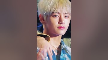 Try to maintain eye contact with Taehyung without blushing! 🤭🤡