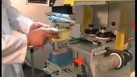 Pad Printing process with Comec Italia KP06 2C RR