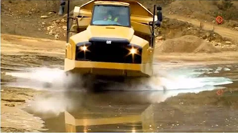 Cat® B Series Articulated Trucks | Unparalleled Traction Control (German)