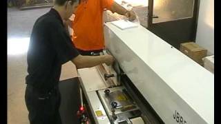 Automatski linijski binder za povezivanje knjiga JBB-50 C