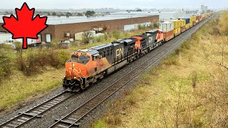 Canadian National [CN]: ET44AC 2921 + AC44C6M 3376 (Rebuild) Intermodal 208 Modulos | Puente Weston
