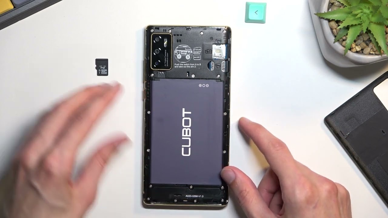 CUBOT P50 - How To Insert SIM Card & SD Card