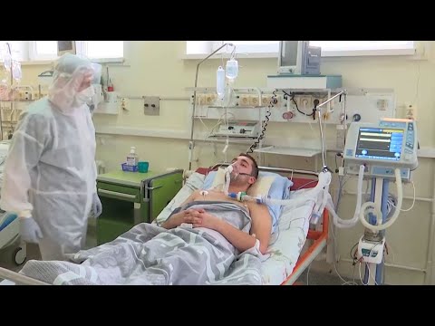 В реанимации есть