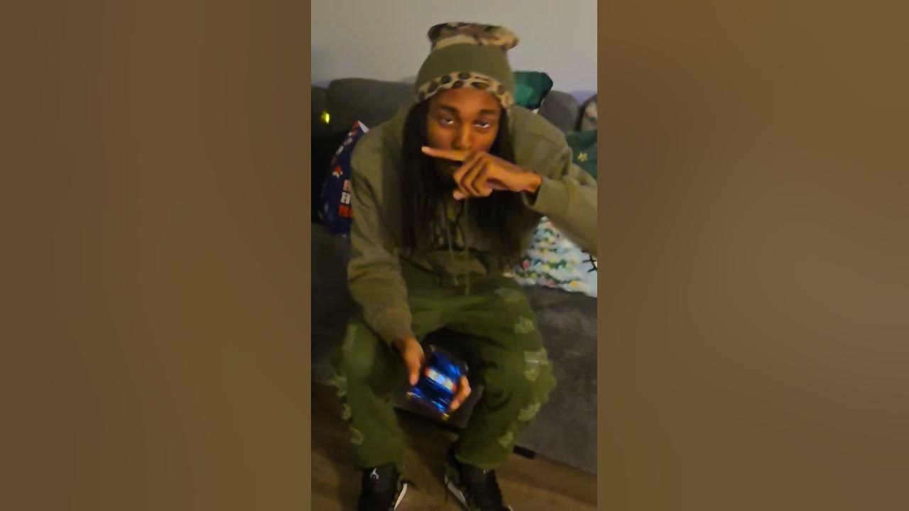 Uno Dos Tres She A Thot Though Lyrics Uno Dos Tres She A Thot tho #youtubeshorts #shorts - YouTube