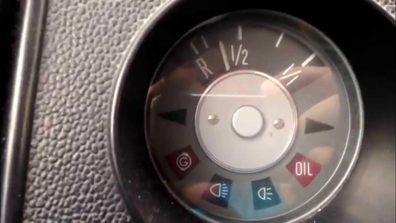 VW Bus T2 zitternde Tankanzeige D jumping fuel gauge YouTube