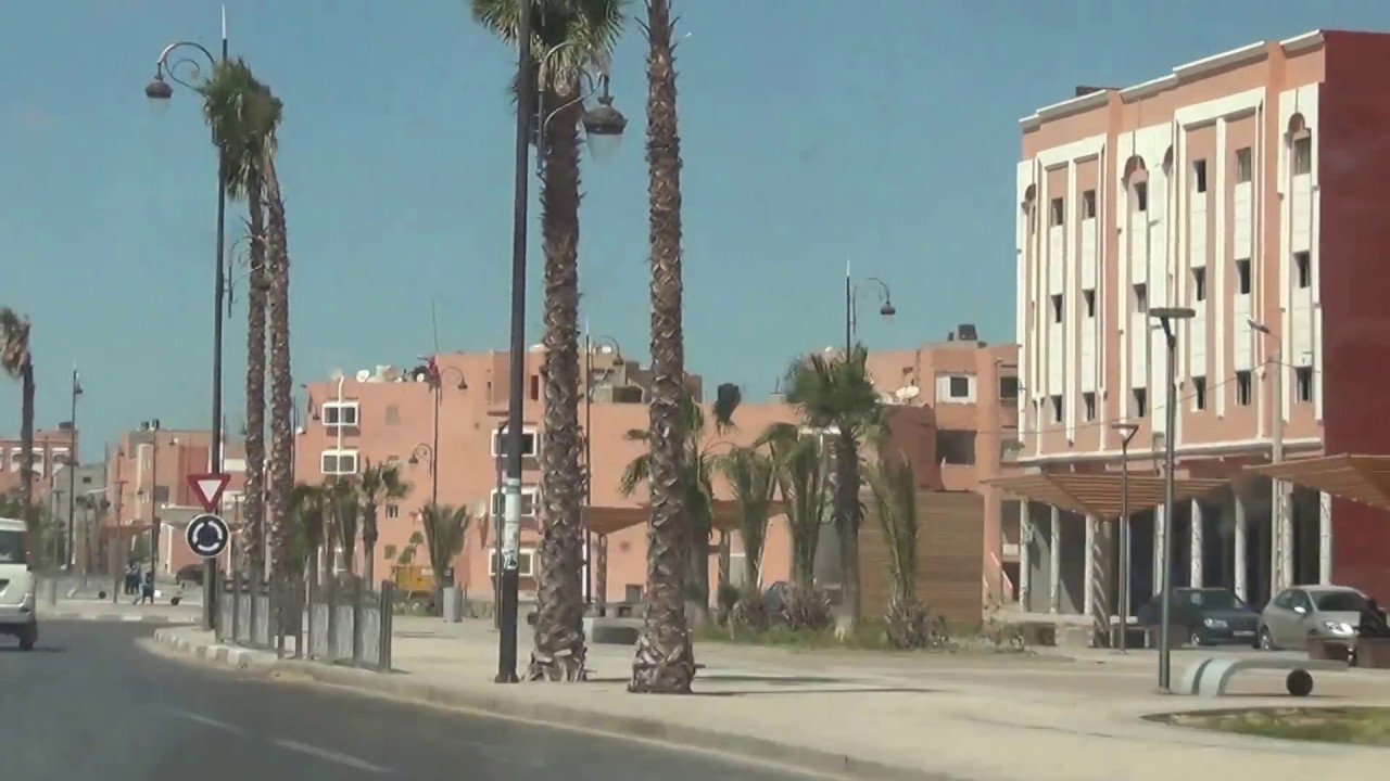 جولة في مدينة العيون.. شارع السمارة.