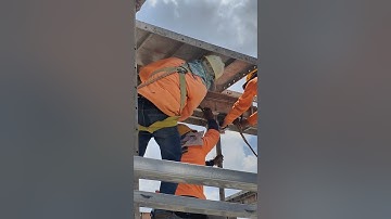 Technical install slab panel of aluminium formwork