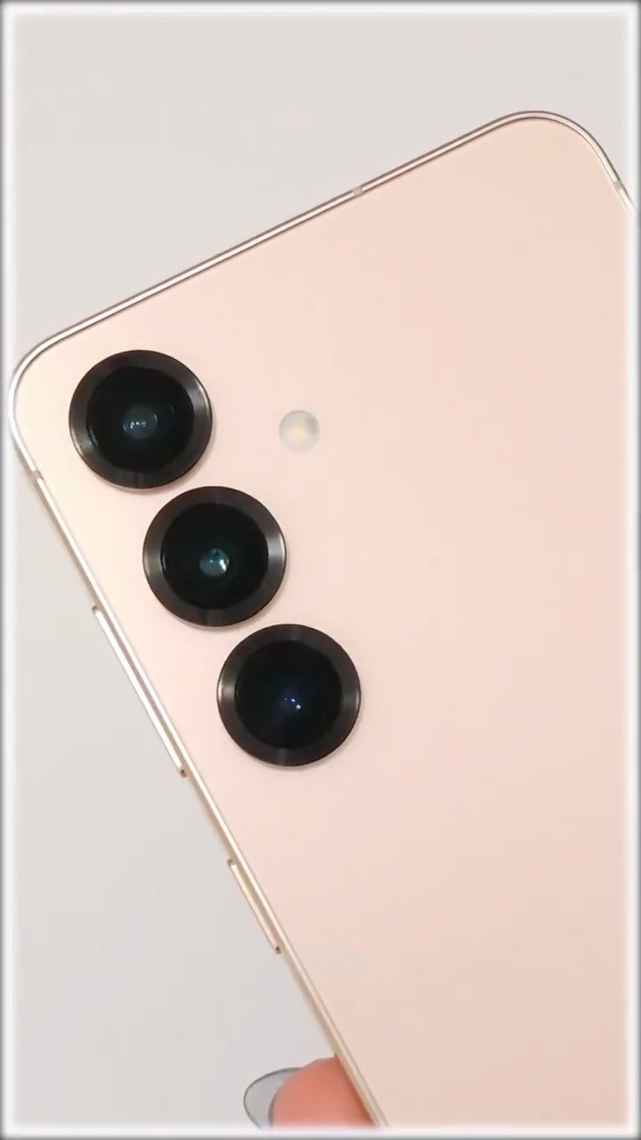 Unboxing the S25 in Pinkgold 🩷🧡 #samsunggalaxys25 #s25 - YouTube