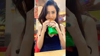 #gehanavasisth #tibs #vegroll #tandoori #paneer #dietpepsi #infinity #mall #mumbai #actress #trend