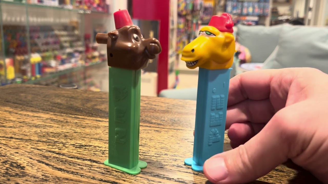 PEZ Camel Merry Music Maker (MMM) - who’s got a different one?