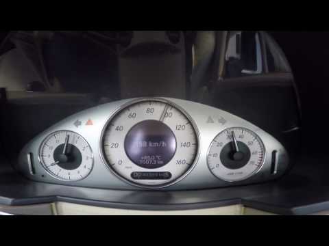 Mercedes-Benz E320 W211