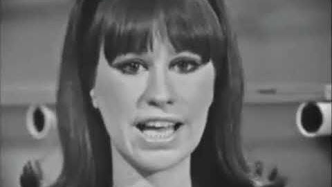 Astrud Gilberto - Dammi Un
