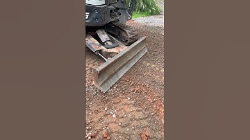 Bobcat E35 Driveway Scrape #bobcat #excavator #drain